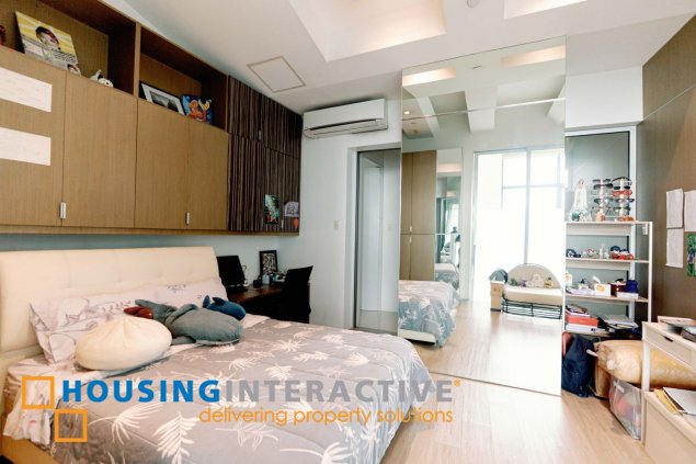 fully furnished 3br penthouse unit with parking for sale in bellagio one