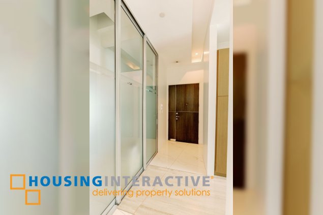 fully furnished 3br penthouse unit with parking for sale in bellagio one