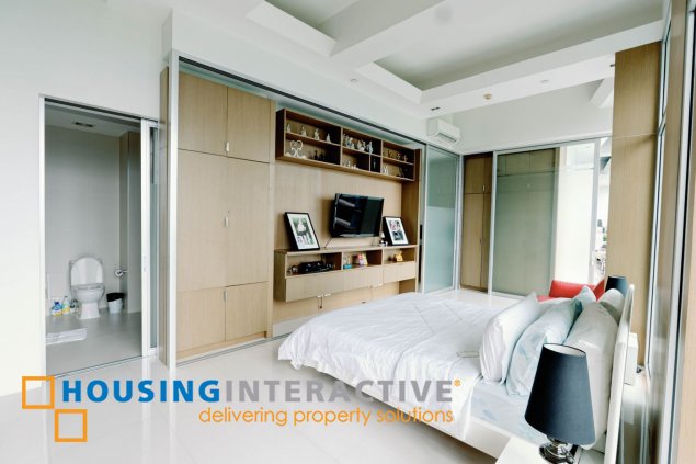 fully furnished 3br penthouse unit with parking for sale in bellagio one