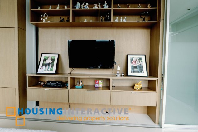 fully furnished 3br penthouse unit with parking for sale in bellagio one