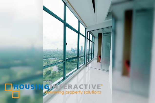 fully furnished 3br penthouse unit with parking for sale in bellagio one