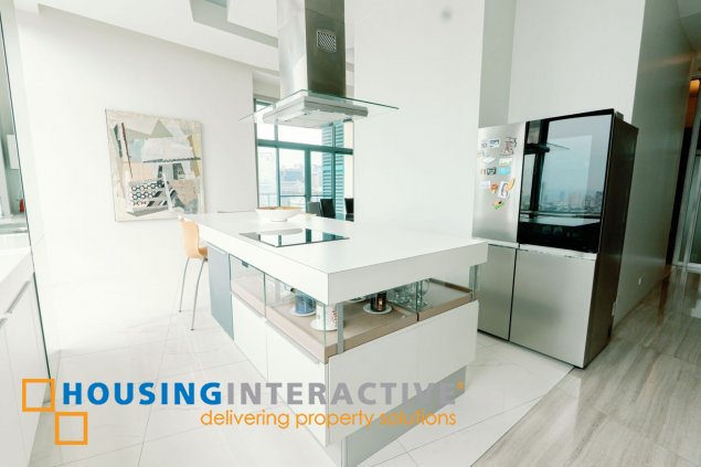 fully furnished 3br penthouse unit with parking for sale in bellagio one