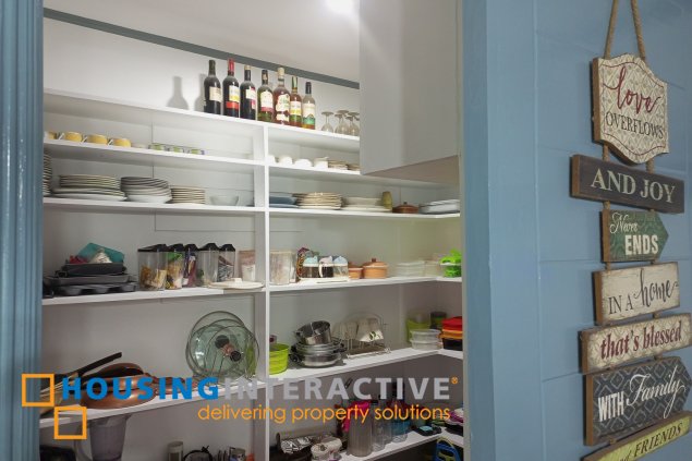 4 bedroom with 3 t & b renovated house in a prime property in sucat paranaque