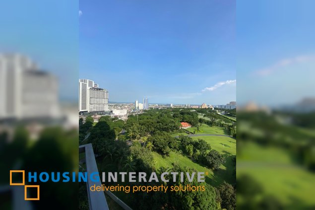 fully furnished 1br unit with balcony for rent in trion towers