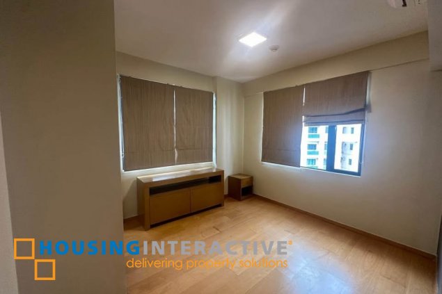 semi-furnished 3br unit with parking for lease in bonifacio ridge