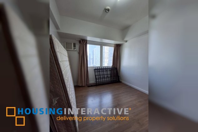 fully furnished 2br unit with parking for lease in the lerato