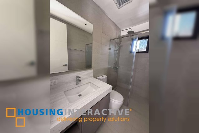 2-storey 4br townhouse for sale in mandaluyong