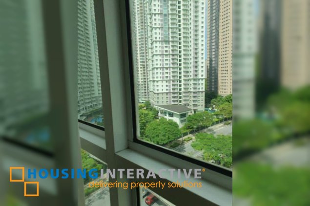 furnished 2br unit with parking for rent in two serendra