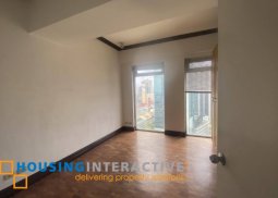 newly renovated 3br unit with parking for lease in salcedo park