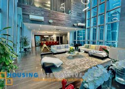 4br penthouse unit with parking for sale in st. francis shangri-la place
