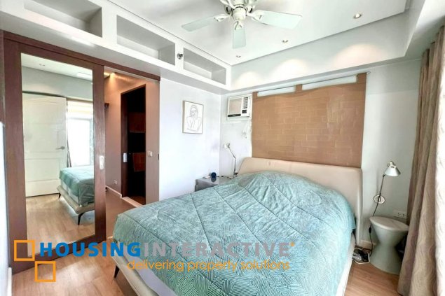 fully furnished 1br unit with balcony and parking for sale in two serendra