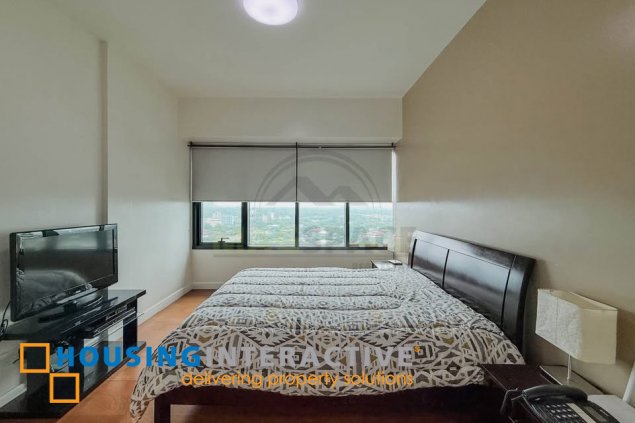 fully furnished 2br unit with parking for lease in one rockwell