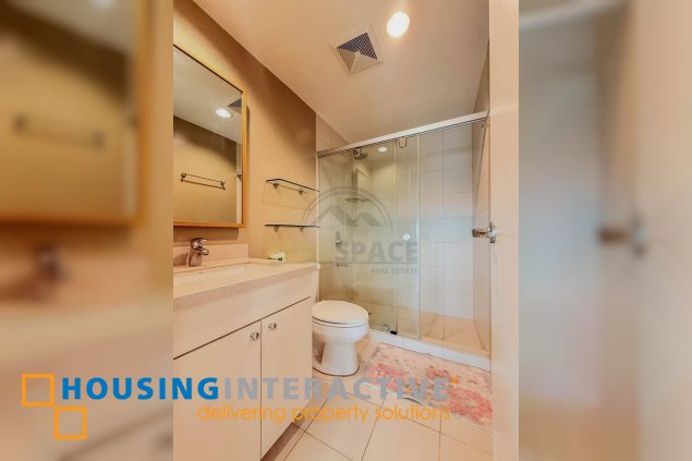 fully furnished 2br unit with parking for lease in one rockwell
