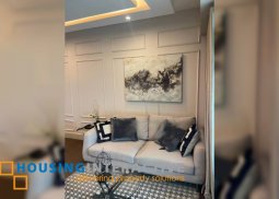 fully furnished 2br unit with parking for lease in edades tower