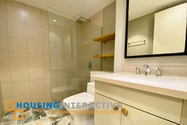fully furnished 2br unit with parking for lease in one rockwell
