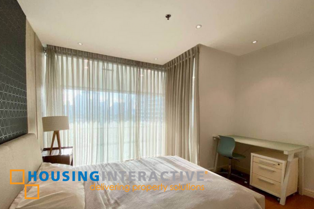 fully furnished 2br unit with parking for lease in one rockwell
