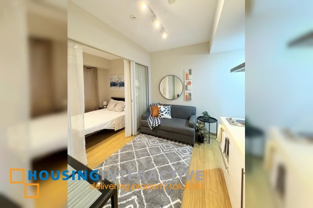fully furnished 1br unit with parking for lease in acqua private residences