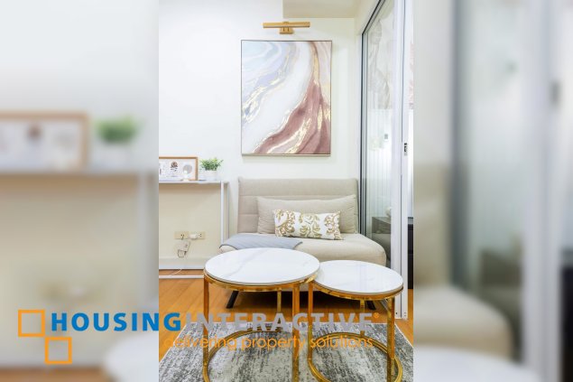 fully furnished 1br unit with balcony for lease in acqua private residences