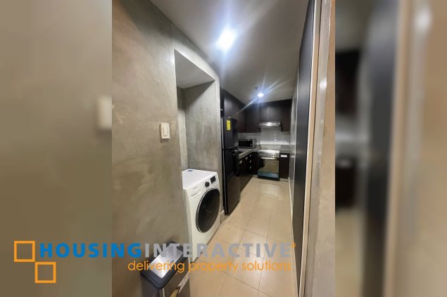 fully furnished 1br unit with balcony and parking for lease in edades tower