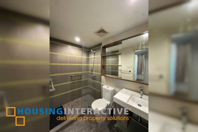 fully furnished 2br unit with parking for lease in edades tower