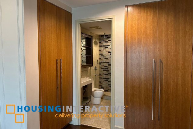 fully furnished 2br unit with parking for lease in edades tower