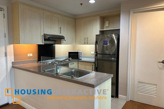 fully furnished 2br unit with parking for lease in one rockwell