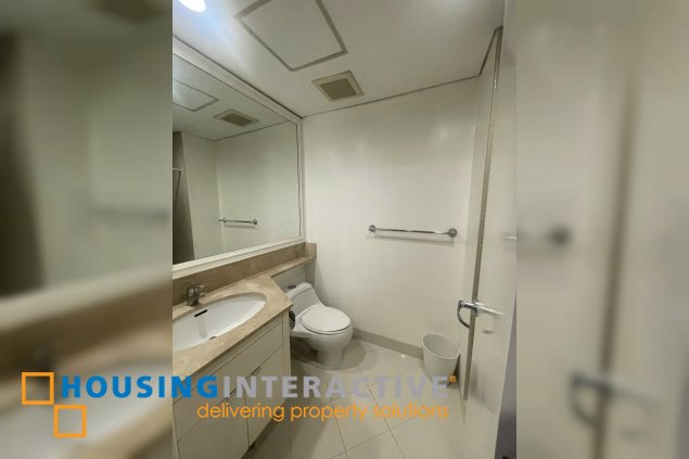 fully furnished studio unit with parking for lease in the manansala
