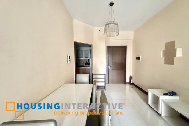 furnished 1br unit for sale in two serendra