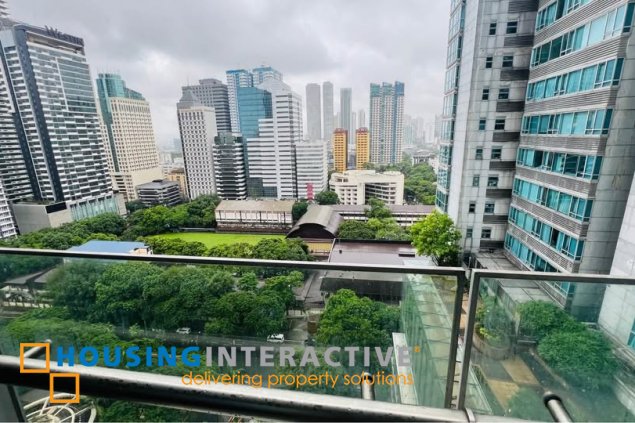 nicely furnished 1br unit with balcony for sale in st. francis shangri-la place