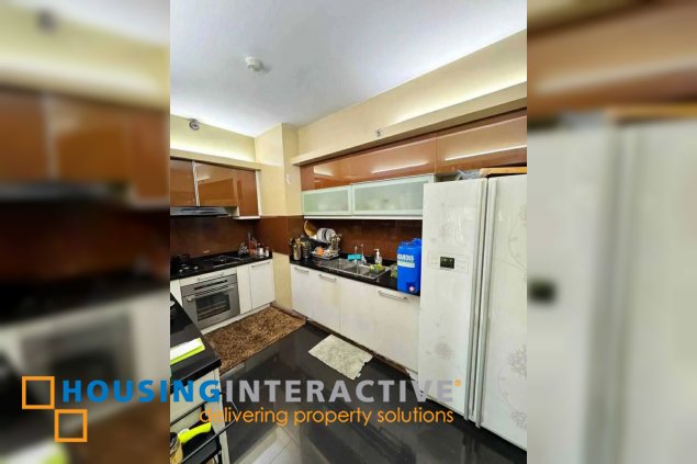 fully furnished 3br unit with parking for sale in one serendra