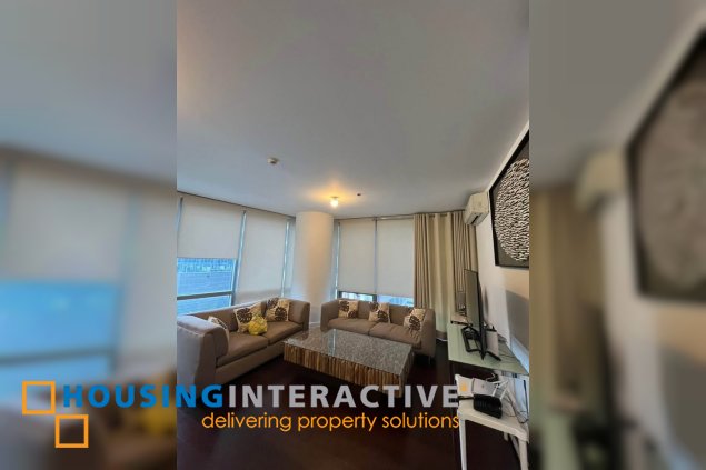 fully furnished 2br unit with parking for lease in the suites