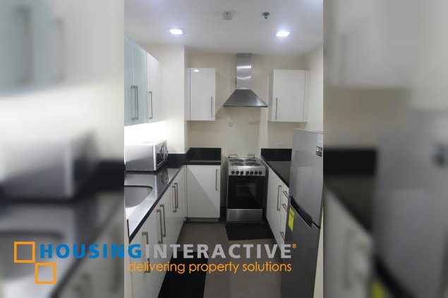 fully furnished 1br unit with parking for lease in one serendra