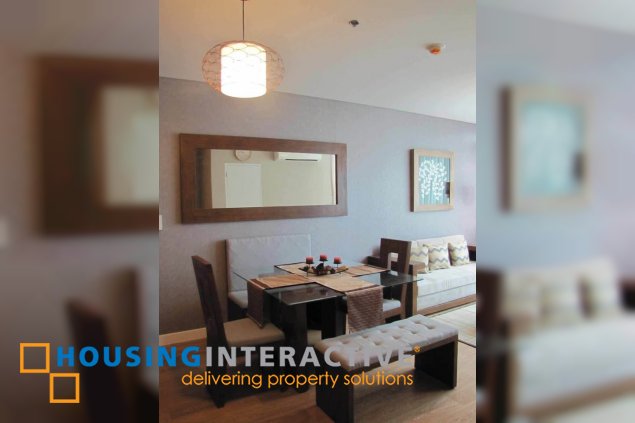furnished 1br unit with parking for lease in park terraces