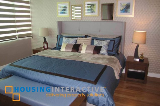 furnished 1br unit with parking for lease in park terraces
