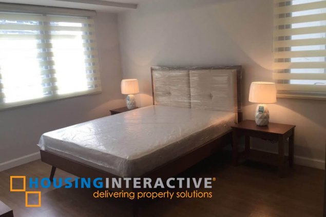 fully furnished 2br unit with parking for lease in two maridien