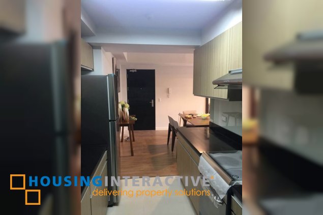 fully furnished 2br unit with parking for lease in two maridien