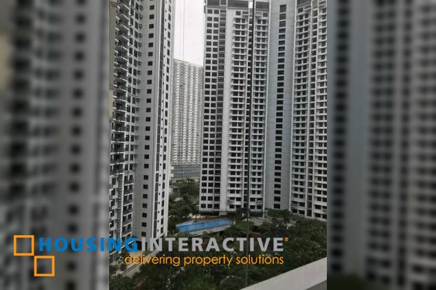 furnished 1br unit with parking for lease in orean place