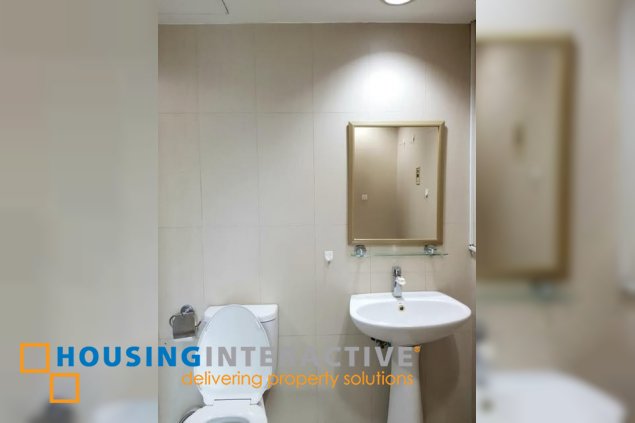 furnished 2br unit with parking for sale in two lafayette sqaure