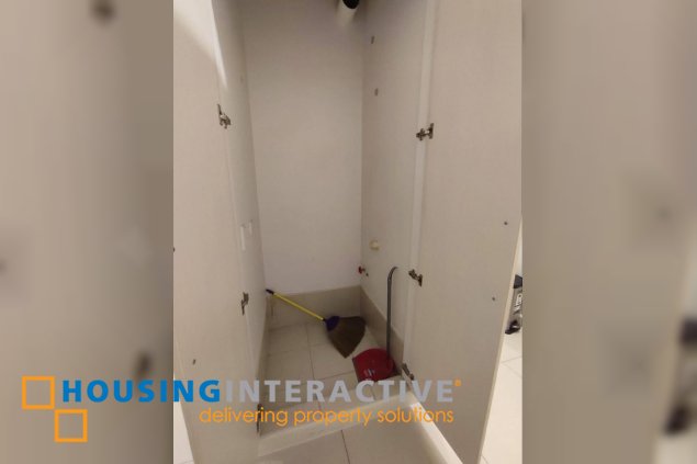 bare studio unit for lease in the lerato