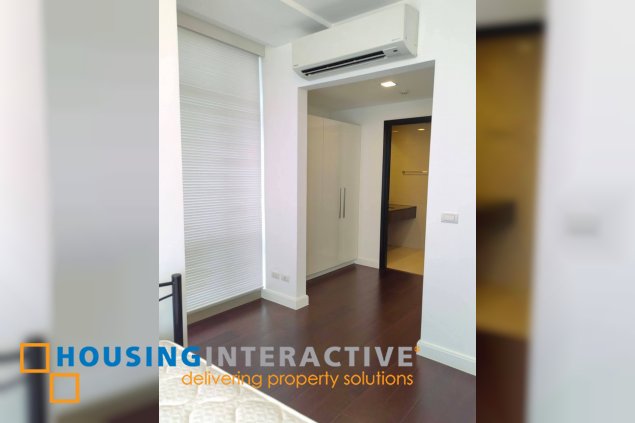 fully furnished 2br unit with balcony for lease in west gallery place