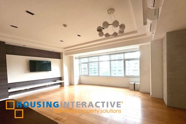 semi-furnished 2br unit with parking for lease in one serendra