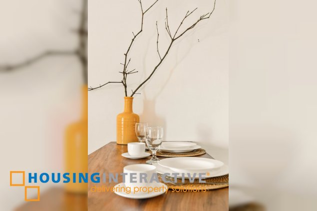 fully furnished 1br unit for lease in knightsbridge residences