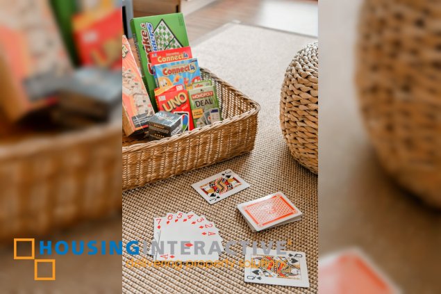 fully furnished 1br unit for lease in knightsbridge residences