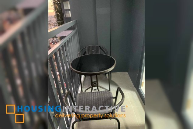 fully furnished 1br unit with balcony for lease in red residences, makati