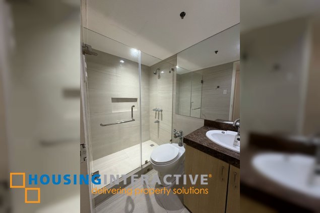 furnished 3br unit with balcony for lease in cosmopolitan tower
