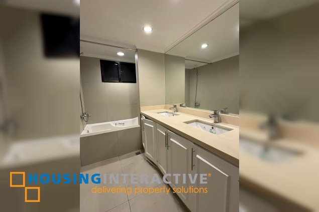 furnished 3br unit with balcony for lease in cosmopolitan tower