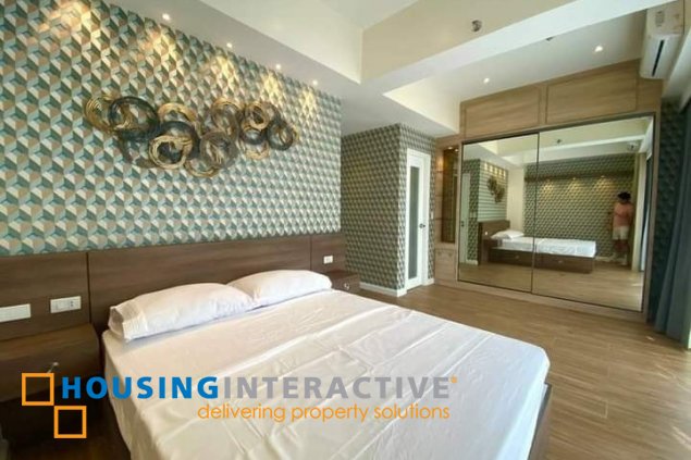 bi-level penthouse unit for lease in st. moritz private estate