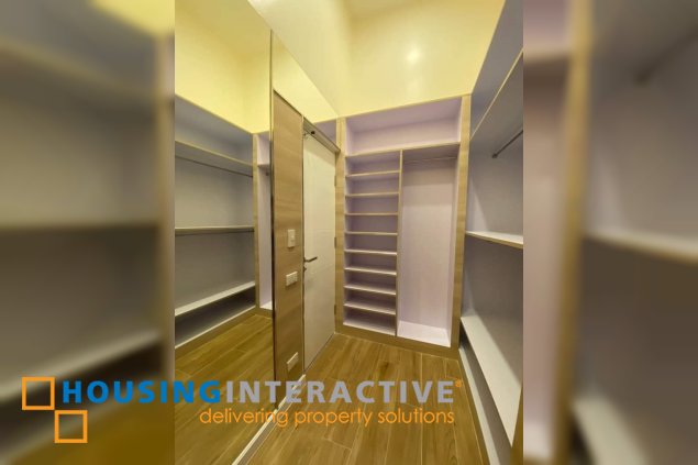 bi-level penthouse unit for lease in st. moritz private estate