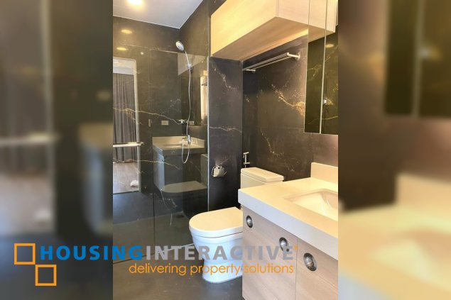 bi-level penthouse unit for lease in st. moritz private estate