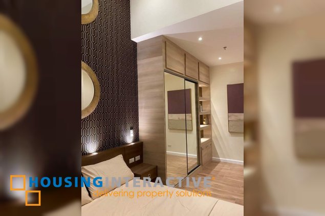 bi-level penthouse unit for lease in st. moritz private estate